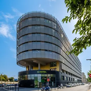 Aeroport Arenas Szálloda